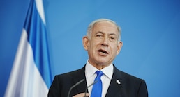 Netanyahu ordenó intensificar la ofensiva en Líbano para “aplastar” a Hezbollah tras los ataques con drones en la frontera