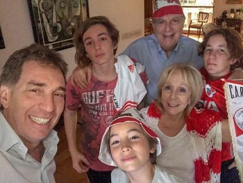 La familia Santilli, identificada con