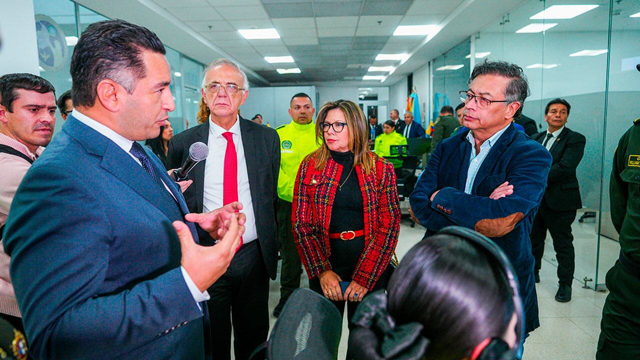 La línea anticorrupción 157 estará operativa las 24 horas para facilitar denuncias en Colombia - crédito Presidencia de la República