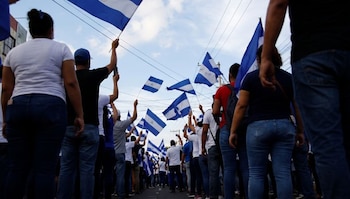 Dentro de Nicaragua, la oposición sostiene acciones de desobediencia civil, auditoría social y denuncias pese a la vigilancia y la represión. (Imagen Ilustrativa de Infobae)