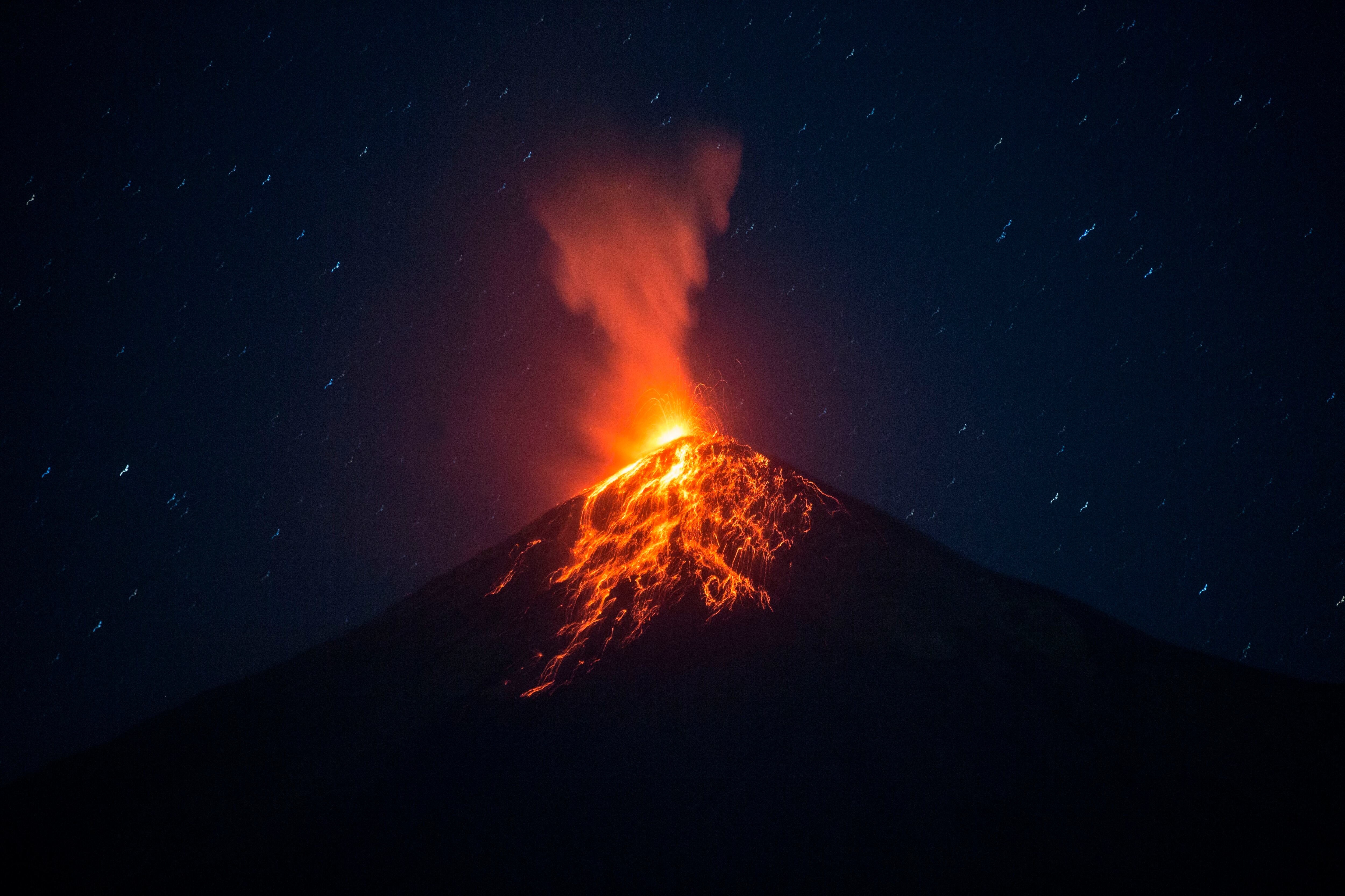 Vista del Volcán de Fuego. EFE/ Esteban Biba/Archivo