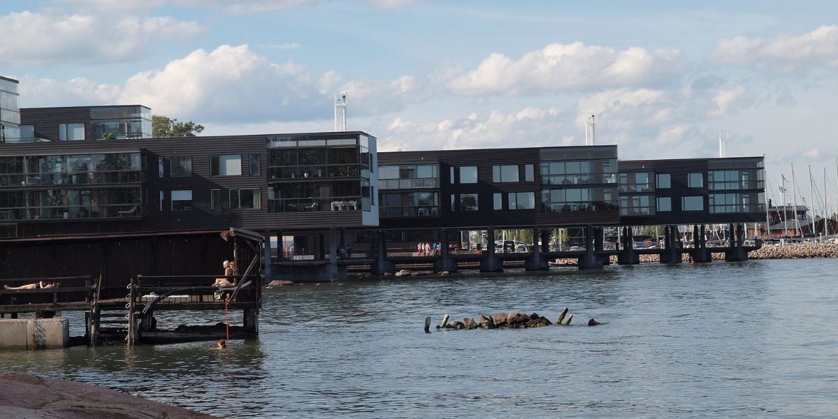 La vida comunitaria en Lauttasaari refleja la filosofía finlandesa de respeto ambiental y urbanismo sostenible (foto: Wikipedia)