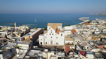Bari