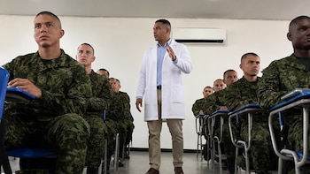 El Ejército Nacional abrió una convocatoria laboral para contratar a 56 docentes universitarios en diferentes áreas: cómo aplicar