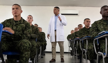 El Ejército Nacional de Colombia abrió una convocatoria para 56 vacantes de docentes universitarios por hora cátedra en la Escuela Militar de Suboficiales Sargento Inocencio Chincá - crédito Ejército Nacional