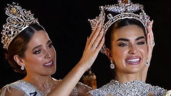 Fátima Bosch incitó a participantes de Miss Universo México a abrazar a la nueva reina María Vargas de Jalisco
