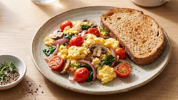 5 desayunos que cuidan el hígado graso a lo largo del día