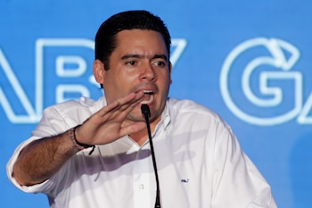 De juramentarse como diputado del