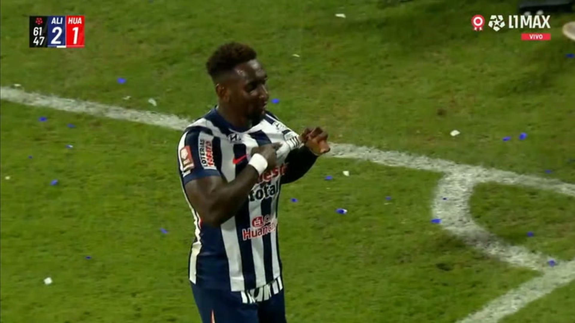 Gol y doblete de Eryc Castillo: letal cabezazo para el 2-1 de Alianza Lima ante Sport Huancayo por Liga 1 2026