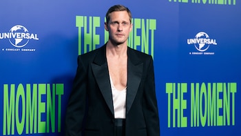 Figuras como Harry Styles, Bad