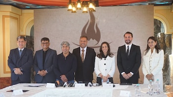 Gobernadores de Bolivia acuerdan cinco propuestas antes del diálogo fiscal con el Gobierno