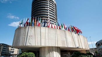 El BPI avisa de que el 'boom' de la IA aumenta el riesgo de errores de los bancos centrales
