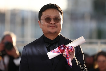 Bi Gan with his prize