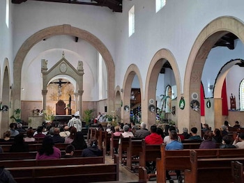 Participantes del tour recorrerán la carrera séptima, vía que fue conocida como “Camino de la Sal” y después como “Calle Real de Santa Bárbara” - crédito Iglesia de Nuestra Señora de los Dolores