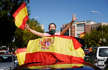 Una partidaria de Vox durante