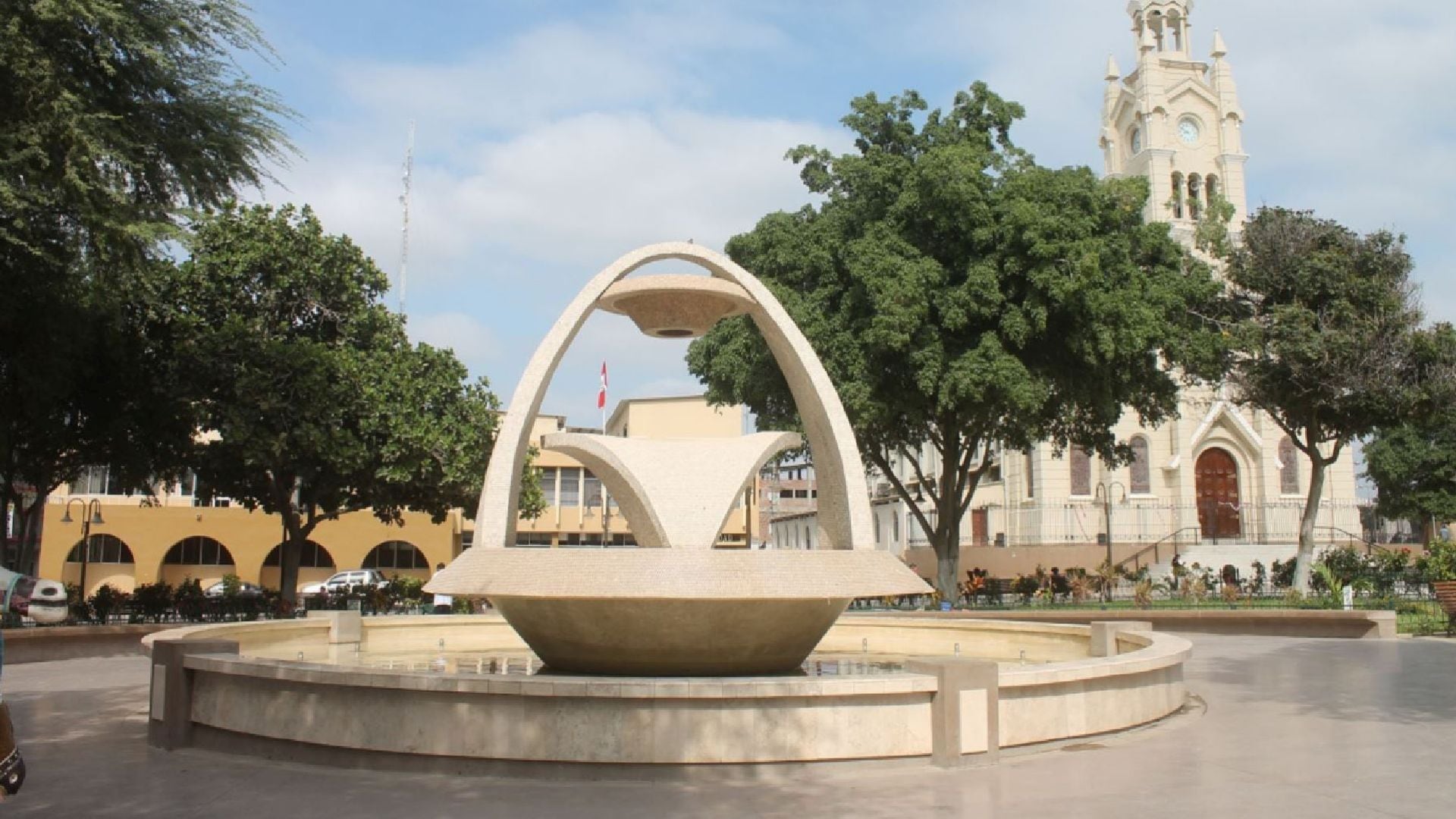 Conocida como “la perla del Chira”, Sullana alcanzó en 1826 el rango de Villa, reflejo de su avance económico y de su aporte a la construcción del Perú republicano. (Andina)