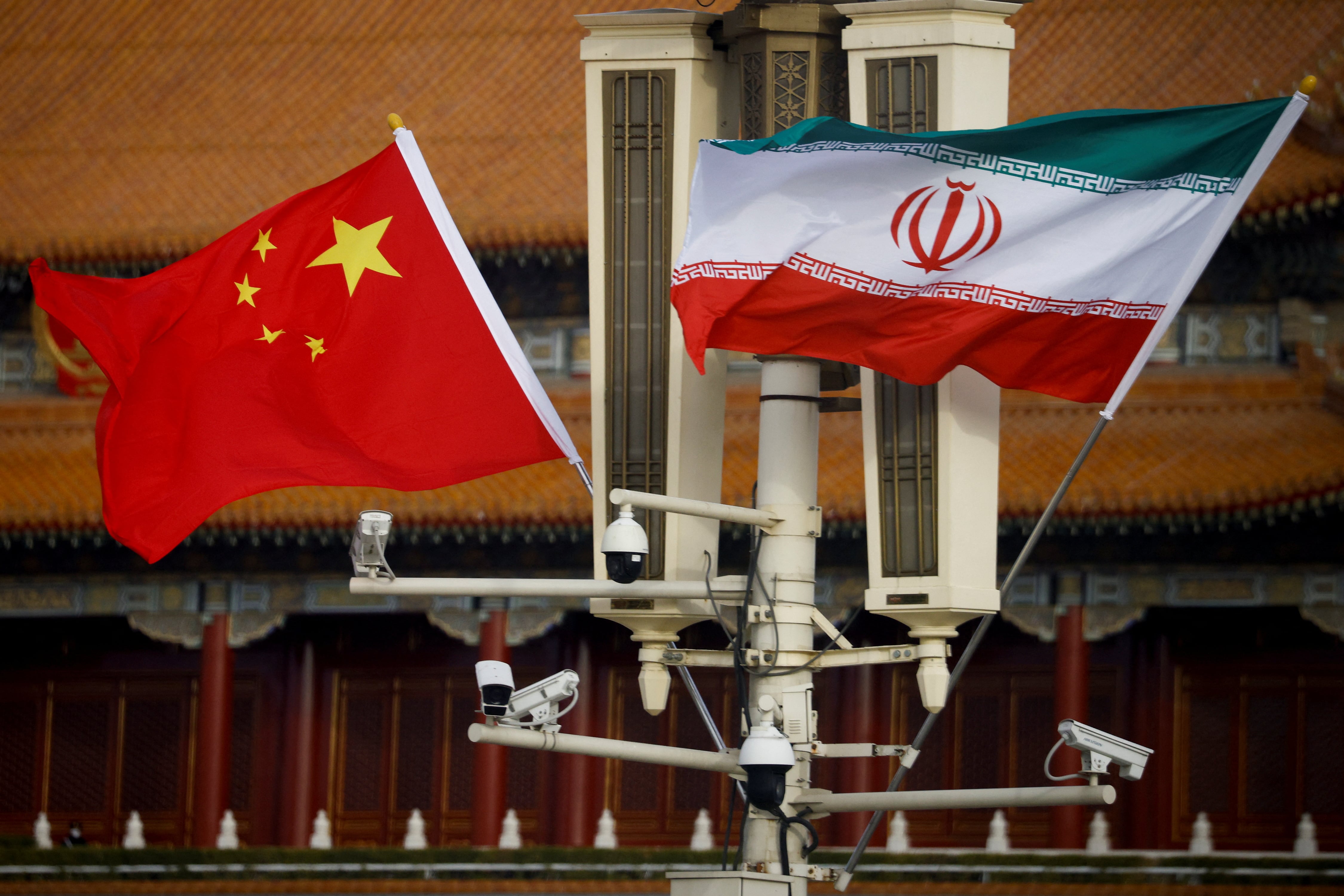 China asistirá al régimen de Irán con 400 lanzadores de misiles antiaéreos portátiles