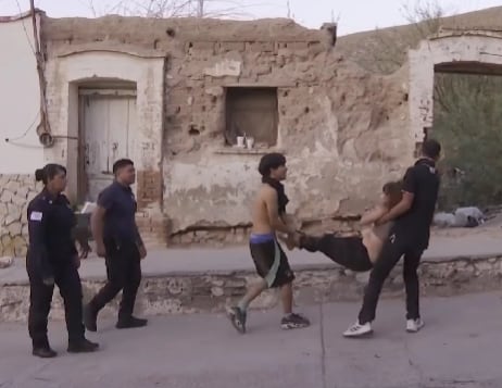 La joven fue resguardada por policías luego de un incidente ocurrido durante la madrugada en la colonia Polvorera.