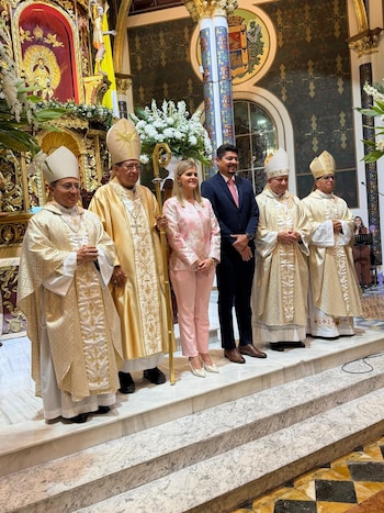 Monseñor Javier Román subrayó la importancia histórica de que una mujer asuma la Presidencia de Costa Rica por segunda vez en la historia nacional. (Cortesía: Comunicación Conferencia Episcopal de Costa Rica)