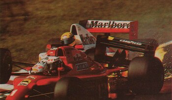 El toque entre Senna y