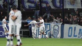 Gimnasia pierde en casa y queda en riesgo su permanencia en la Primera División argentina