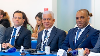 Expertos y autoridades analizan mecanismos para limitar la producción y distribución, mientras buscan fortalecer alianzas internacionales y mejorar las capacidades de persecución (Foto cortesía Senado de República Dominicana)