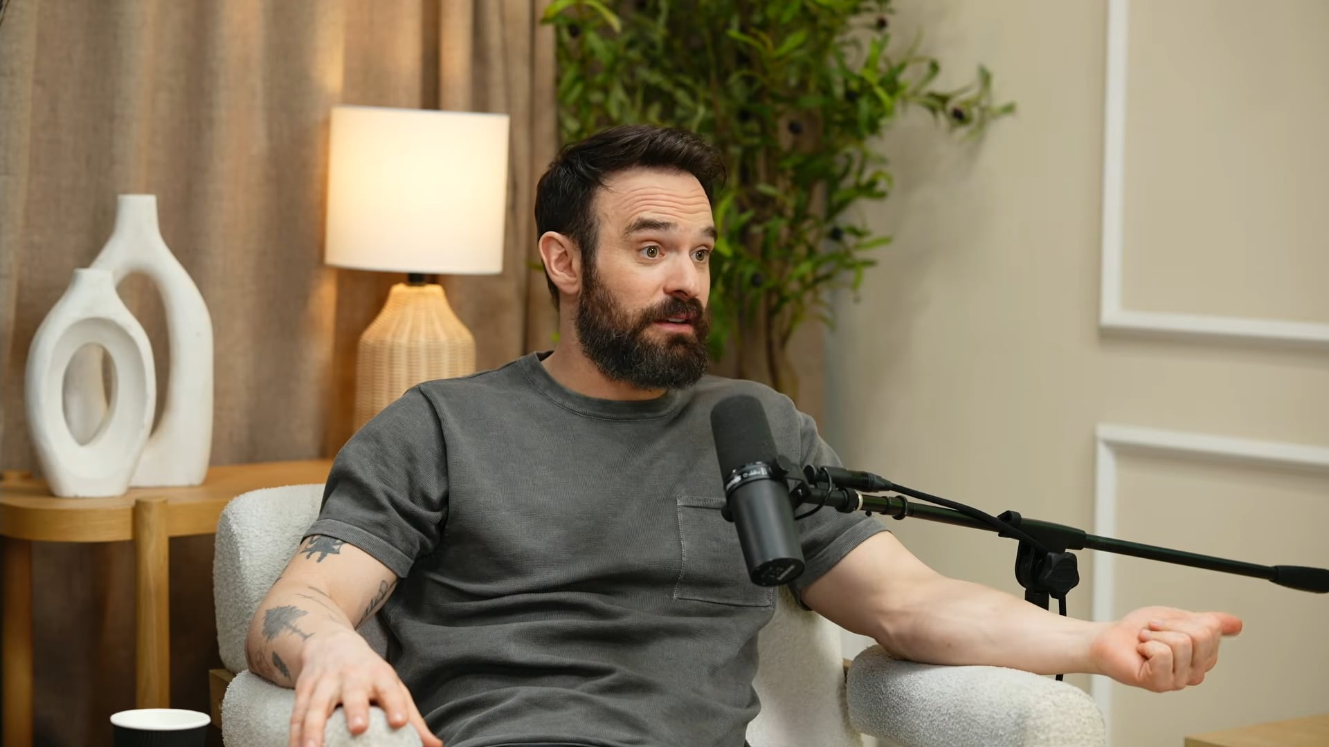 Charlie Cox destacó la ambición técnica de Daredevil en los planos secuencia y la meticulosa planificación de las escenas de acción (Captura de video: YouTube/@kevinmccarthyfilm)