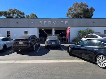 El llamado incluye modelos Tesla Model 3, Model Y, Model S y Model X con hardware versión 3 fabricados entre 2017 y 2023
