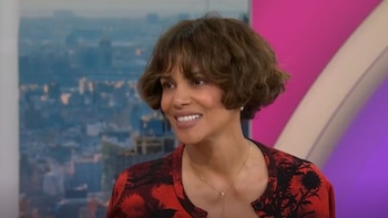 La reacción de Halle Berry al confundir una pregunta con una palabra sexual en televisión