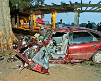Así quedó el auto de Locomotora Castro tras su accidente vehícular en 2005