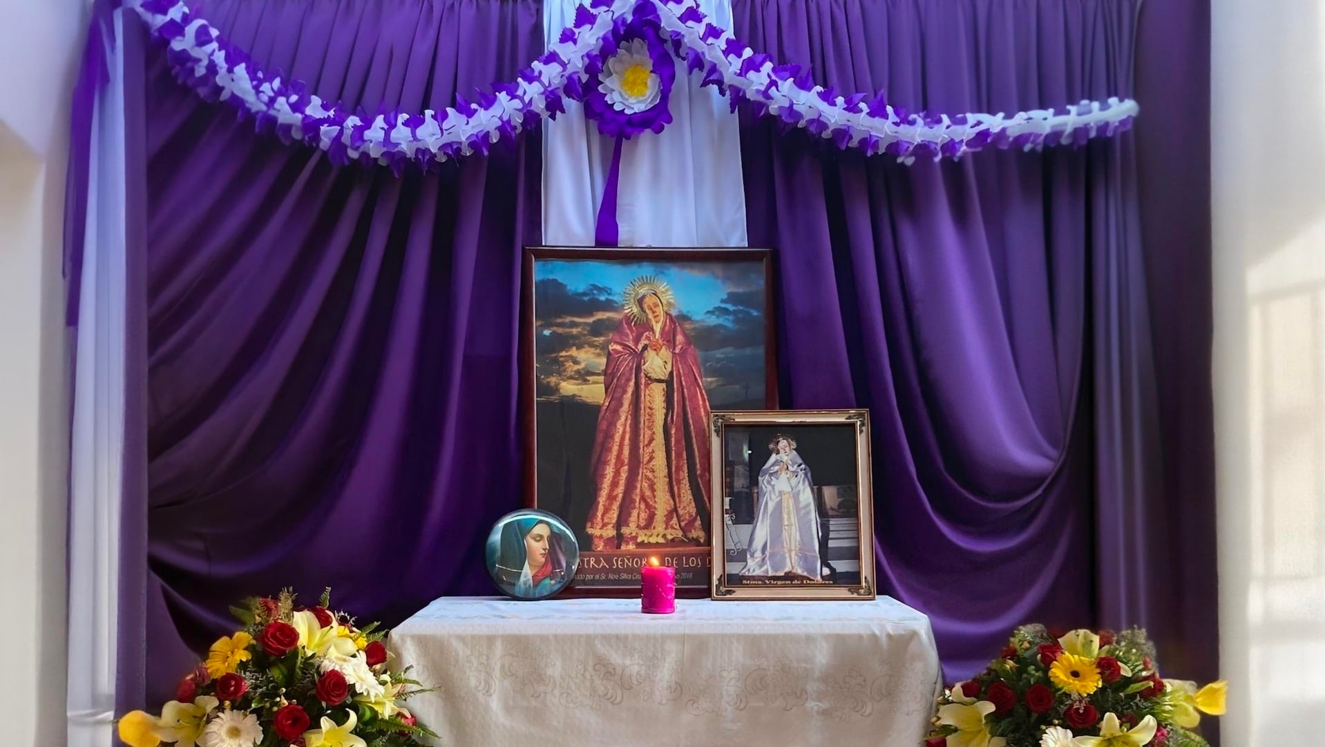 Altar en honor a la Virgen de Dolores en Oaxaca, una de las entidades que enmarca esta celebración en la Semana Santa. (Cortesía Soledad Victoria Cruz)