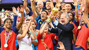 Explosión de alegría de los Reyes, Leonor y Sofía con la victoria de España en la final del Mundial 2026