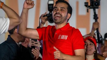 Va contra prohibiciones de AMLO: