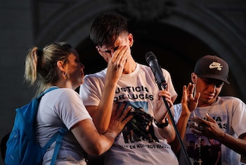 Familiares y amigos marcharon para