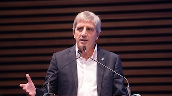 El Gobierno emitirá un nuevo bono en dólares para cubrir los vencimientos de deuda