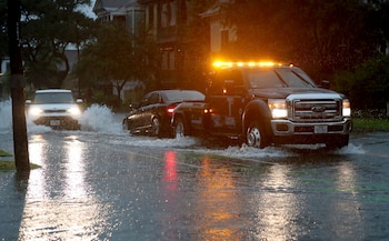 Suspensión de actividades al aire libre, cierre de carreteras y monitoreo agrícola son parte de las medidas preventivas para reducir el impacto de las lluvias extremas en Texas y estados vecinos. (Jennifer Reynolds/The Galveston County Daily News via AP/ARCHIVO)