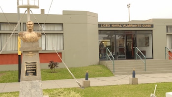 Ocho alumnos del colegio Liceo Naval Almirante Guise fueron intervenidos por presunta agresión sexual contra compañero