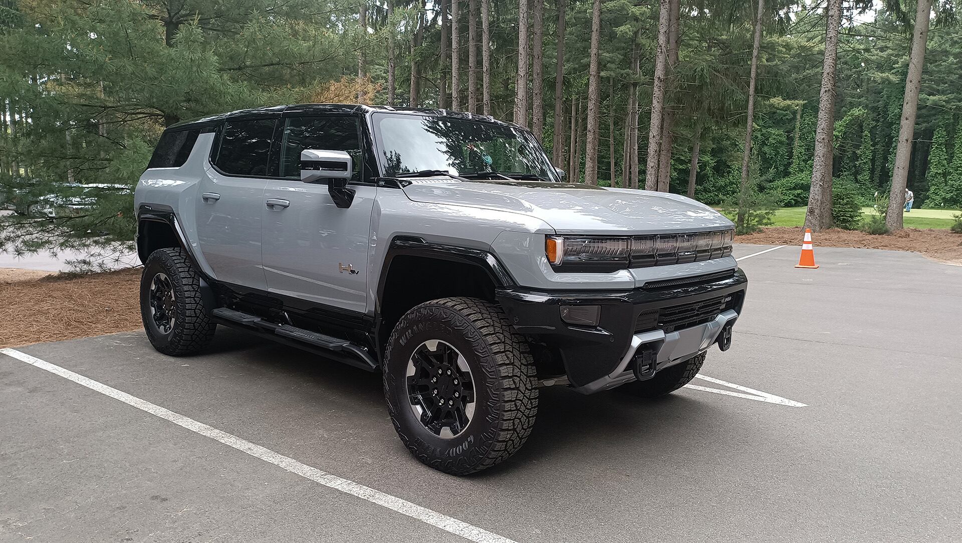 El Hummer EV es un modelo de GMC, y es el vehículo con el que se hizo parte del ensayo en la autopista de Detroit