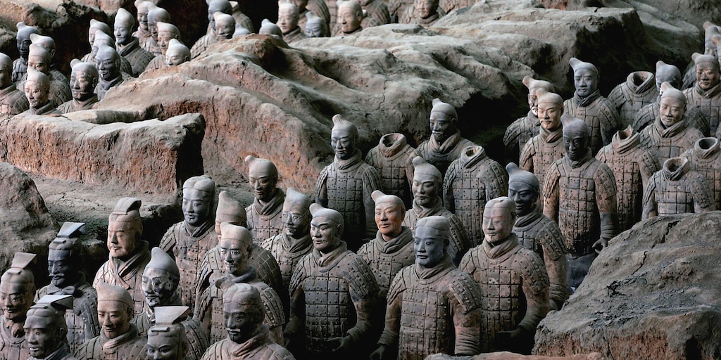 El descubrimiento de los guerreros de terracota en China y la sorda disputa del hallazgo entre un arqueólogo y un campesino - Infobae