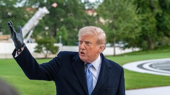 Trump censura a Zelenski y pide "un nuevo presidente" para Ucrania