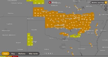 El Servicio Meteorológico Nacional emitió advertencias urgentes para varias comunidades en riesgo. (Crédito: Windy.com)