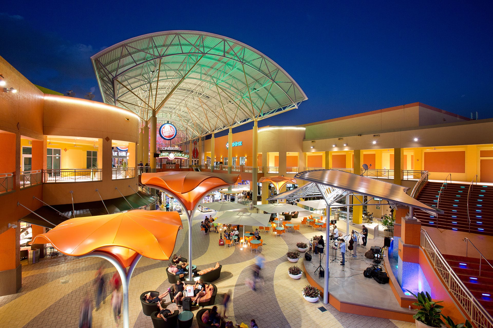 Todas las amenazas reportadas en Miami-Dade han resultado infundadas, pero provocaron evacuaciones y activación de planes de contingencia (Foto: Neumann/Smith Architecture)