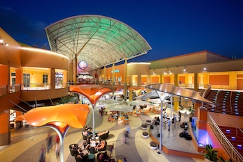 Todas las amenazas reportadas en Miami-Dade han resultado infundadas, pero provocaron evacuaciones y activación de planes de contingencia (Foto: Neumann/Smith Architecture)