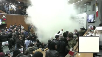 PIE DE FOTO: Inconformes irrumpieron