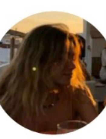 La joven tuvo que borrar