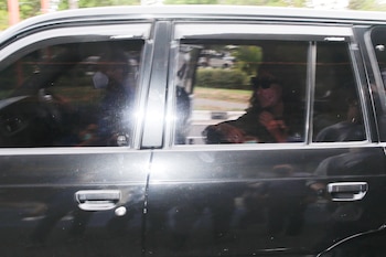 Mack mientras era trasladada (REUTERS/Johannes