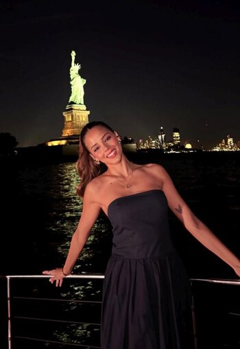 La presencia constante de Luciana