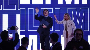 Milei insta a librar una