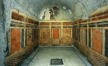 Casa de los Grifos, en