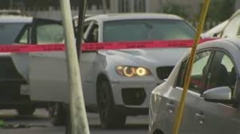 Cuatro personas quedaron bajo custodia tras una persecución con disparos en el sur de Los Ángeles (Captura de video)